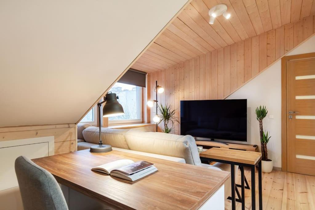 Luxury Apartment In Gedimino Av. VNO Buitenkant foto