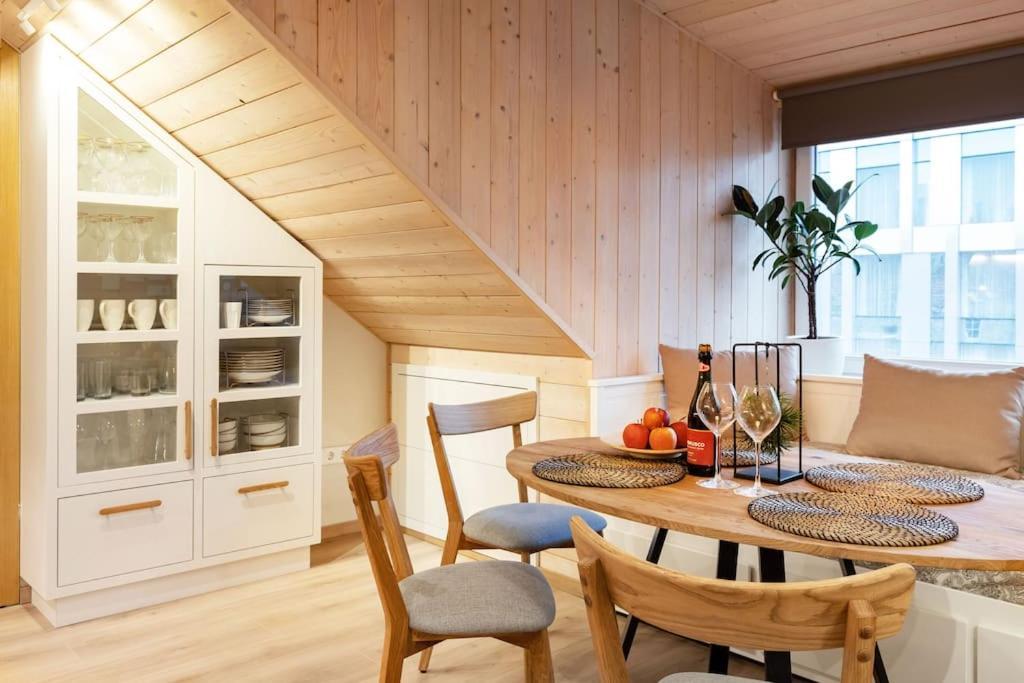 Luxury Apartment In Gedimino Av. VNO Buitenkant foto